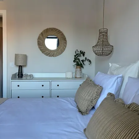 Rookiec Two Bedroom Peaceful Location Old Town Ac *