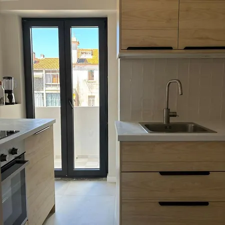 Rookiec Two Bedroom Peaceful Location Old Town Ac Apartment *